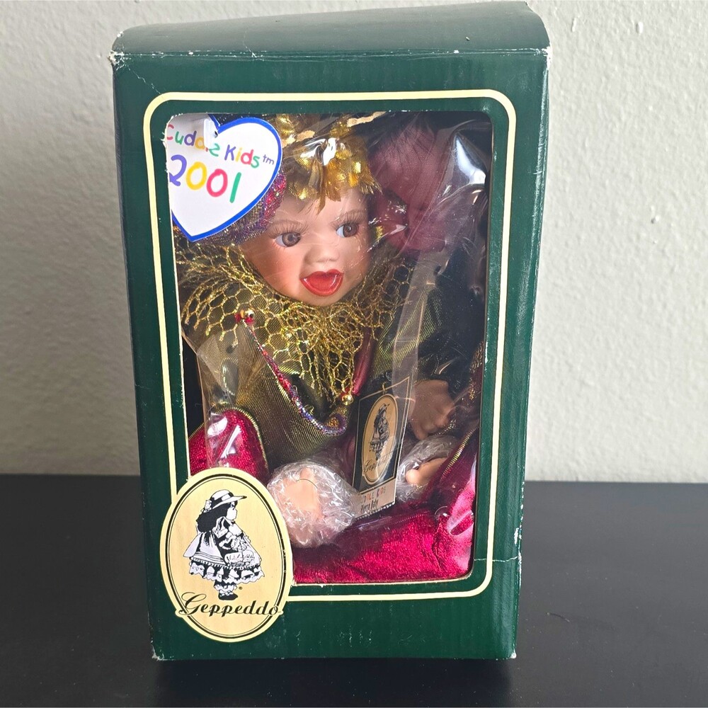 Geppeddo Cuddle Kids 2001 Porcelain Baby Doll Blonde Hair Blue Eyes in Box
